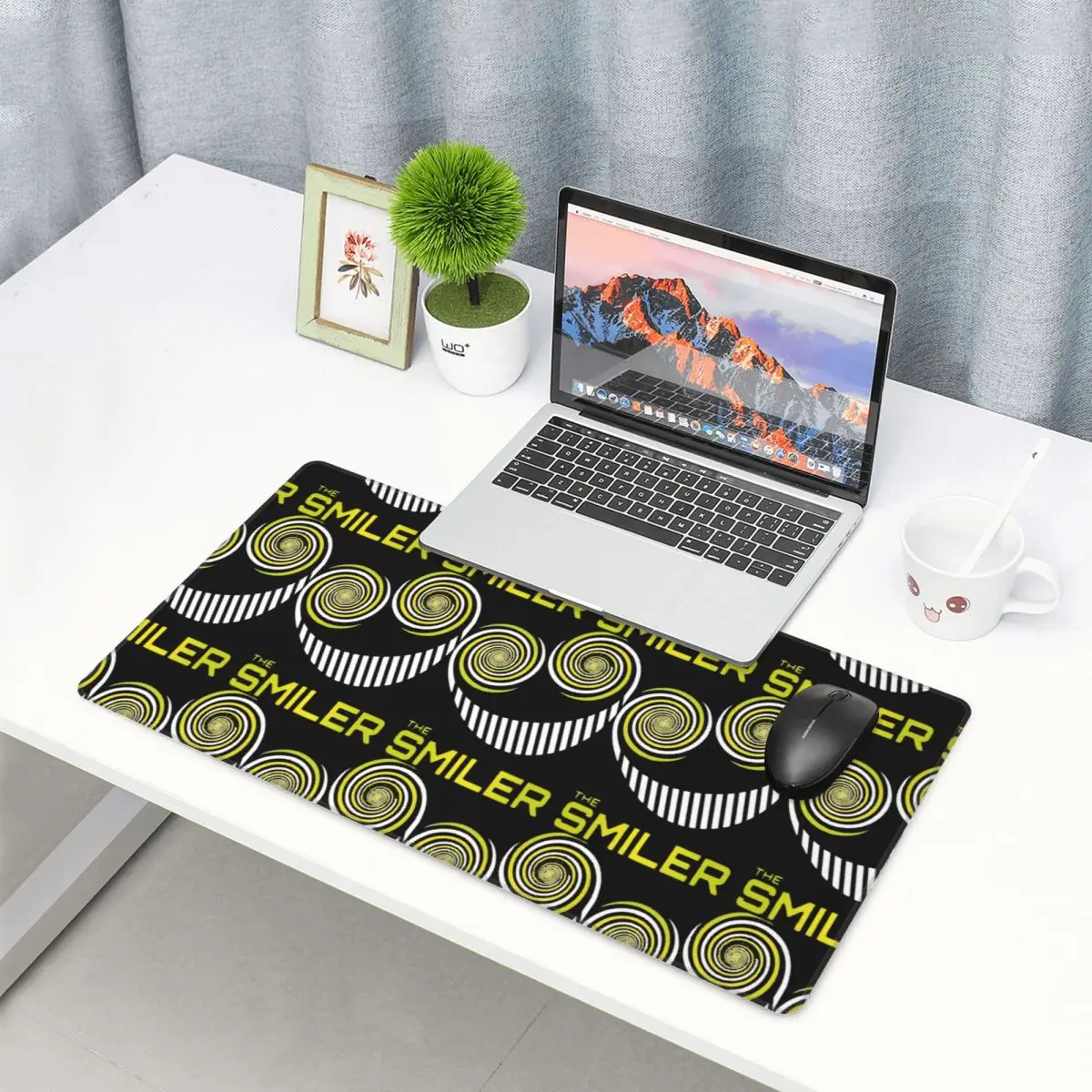 Grand tapis de souris The Smil - Laptop Accessories Uk avis et prix